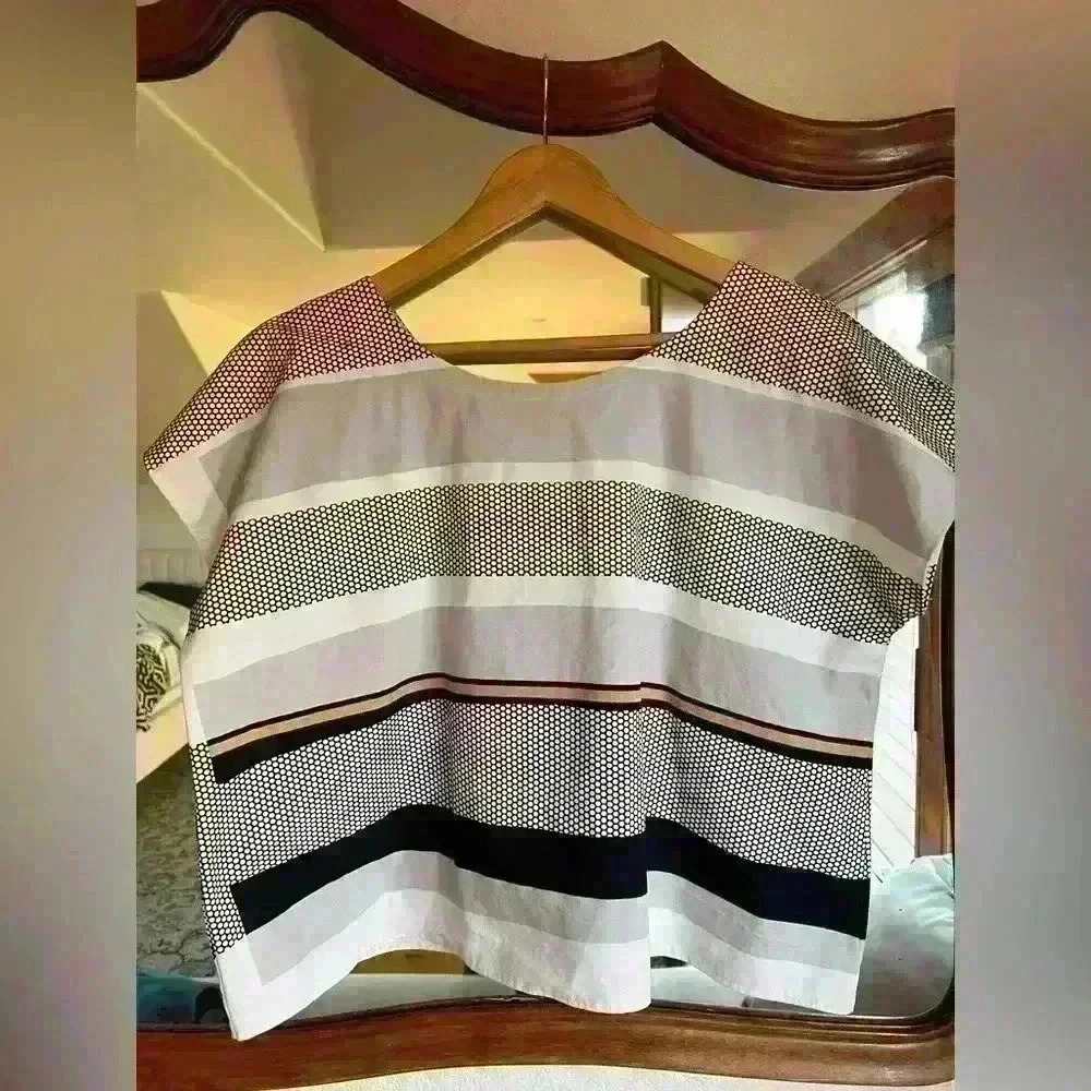Structural, stiff cotton geometric blouse - Sz Medium